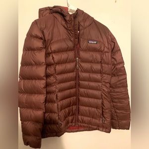 Patagonia Women’s Down Sweater Hoodie Small